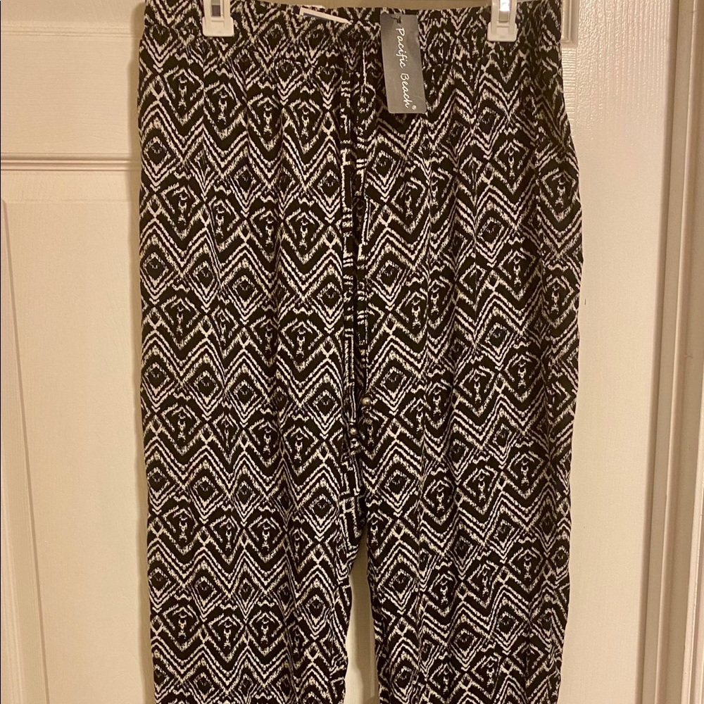 Black & white pants